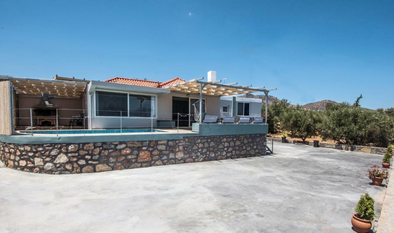 Villa Dafni *